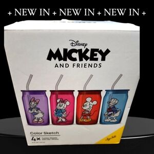 NWT Disney Mickey and Friends Color Sketch Set of 4 Glass 16oz Tumblers
